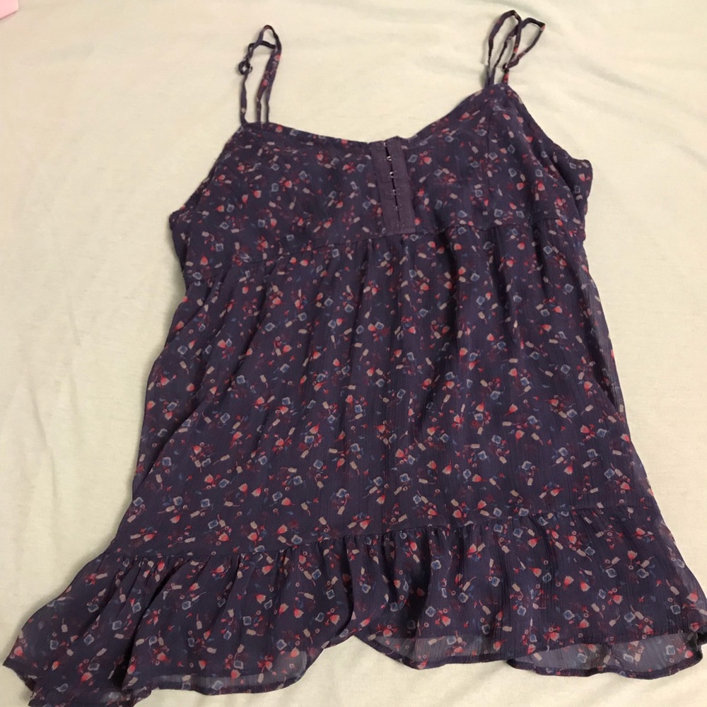 American Eagle floral print tank size M